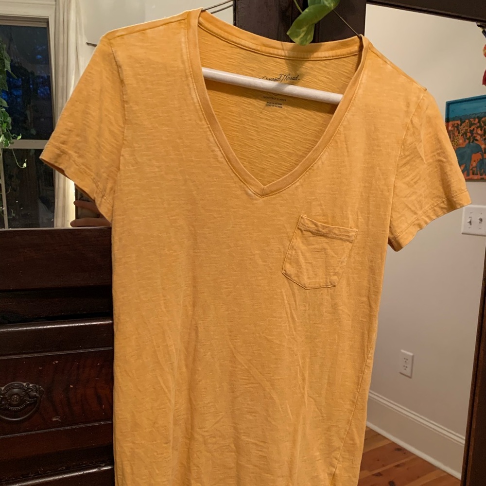 Universal Thread Yellow V Neck - Picture 2 of 3